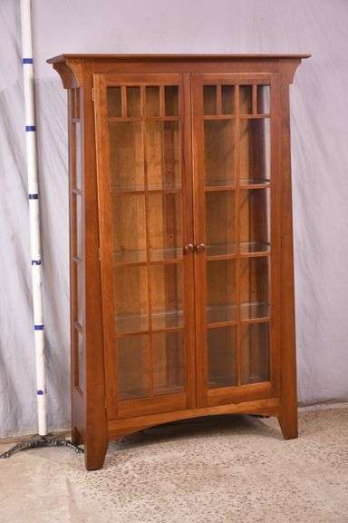 Ethan Allen cherry Arts & Crafts style 2 door display cabinet; 68-6862