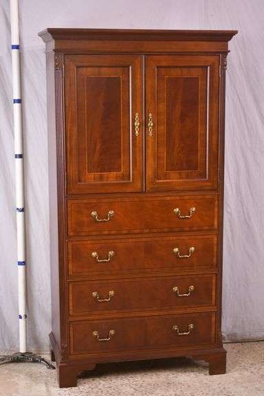 Ethan Allen tall inlaid crotch mahogany gentleman's chest; 68-6897B