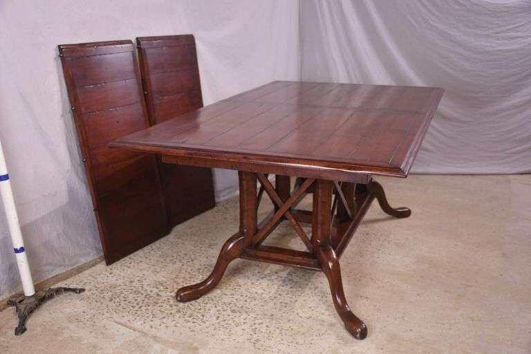 Distressed trestle base dining table with 2 leaves; 68-6842
