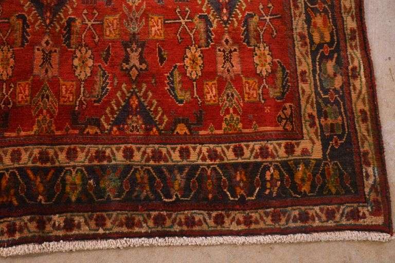 5.2'x8.2' hand knotted vintage Persian Shirazi rug; 40-156277