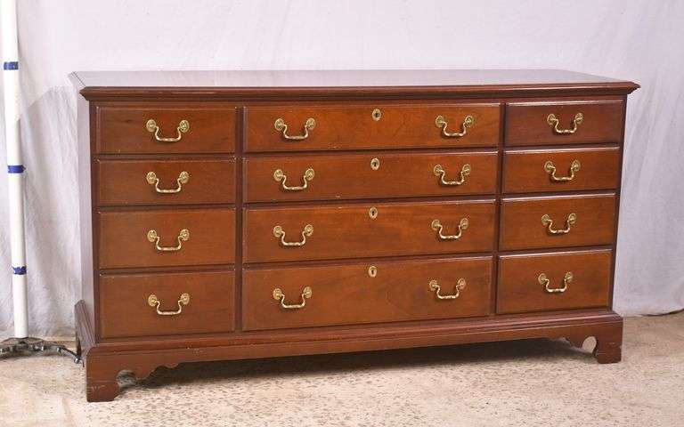 Link-Taylor mahogany 12 drawer triple dresser; 74-12812