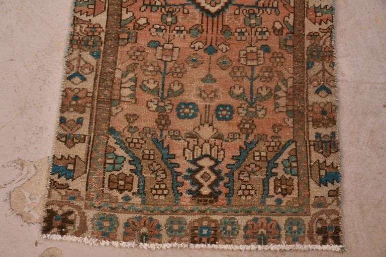 2.4'x8.2' hand knotted vintage Persian Shirazi rug/runner; 40-156913