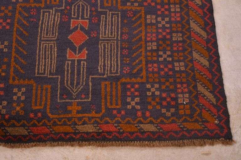 3.7'x6.7' hand knotted vintage Persian Baluchi rug with navy field; 40-156751