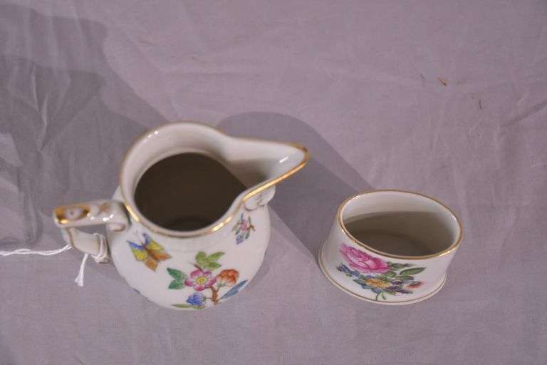 2 Herend porcelain items; 4171-030
