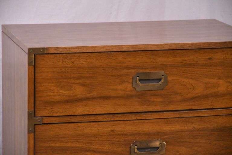 Bernhardt oak campaign style 3 drawer bachelor's chest; 68-6816C