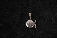 14kt white gold fish pendant; 13227-013