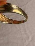 10k gold ring with onyx stone; 13227-008