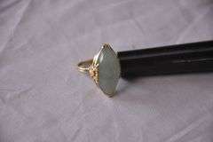 14kt gold ring with marquis jade stone; 13227-016