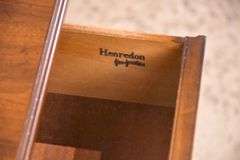Henredon inlaid walnut single drawer open front nightstand; 68-6865D