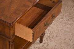Henredon inlaid walnut single drawer open front nightstand; 68-6865D