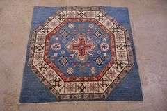 3.8'x3.11' hand knotted Persian Kazak rug with blue field; 40-135714