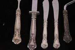 7 miscellaneous Gorham "Chantilly" serving pieces with sterling silver handles; 971-276