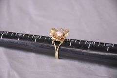 14kt gold opal flower ring; 13227-019