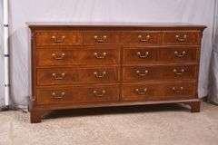 Ethan Allen inlaid crotch mahogany 9 drawer dresser; 68-6897C