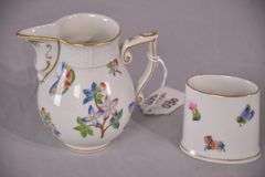 2 Herend porcelain items; 4171-030