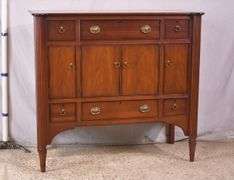 Drexel Heritage mahogany server with reeded columns; 68-6858