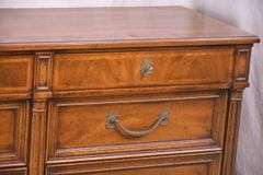 Henredon inlaid walnut 9 drawer triple dresser; 68-6865B