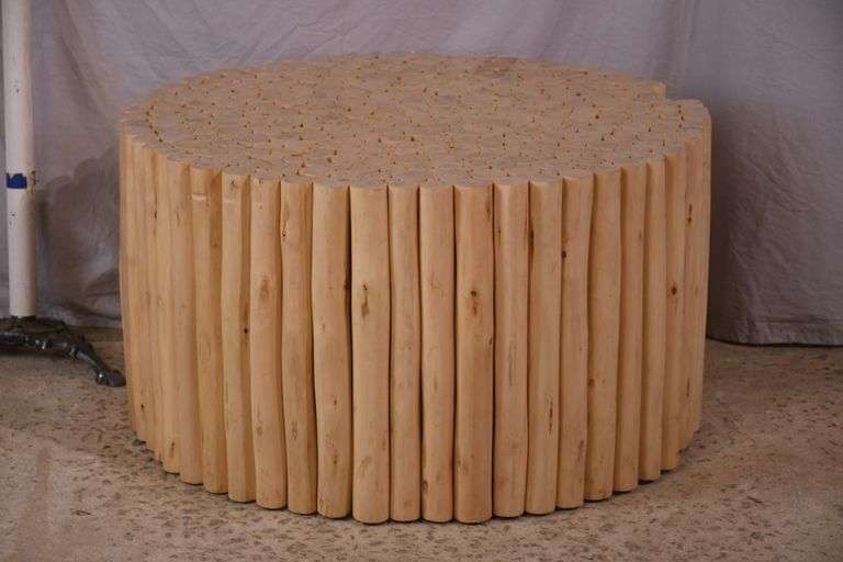 Round stick coffee table; 74-12882
