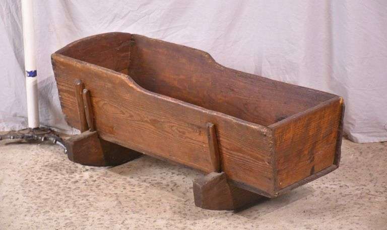 Early pine rocking cradle; 18308-008