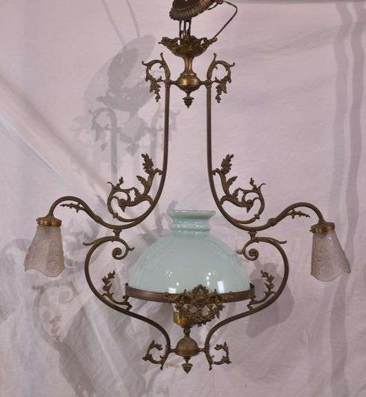 Ornate bronze 3-light chandelier; 55-12292