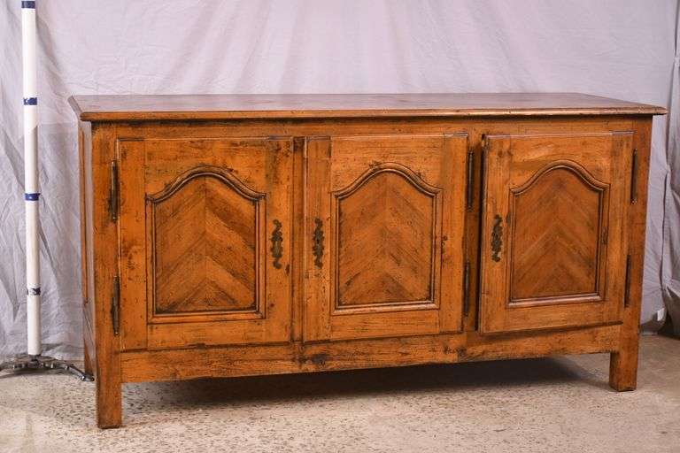 Distressed 3 door server with fitted interior; 55-12169