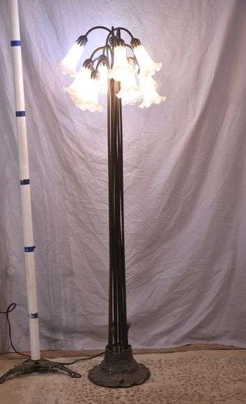 12-light bronze floor lamp with frosted glass shades; 9485-104
