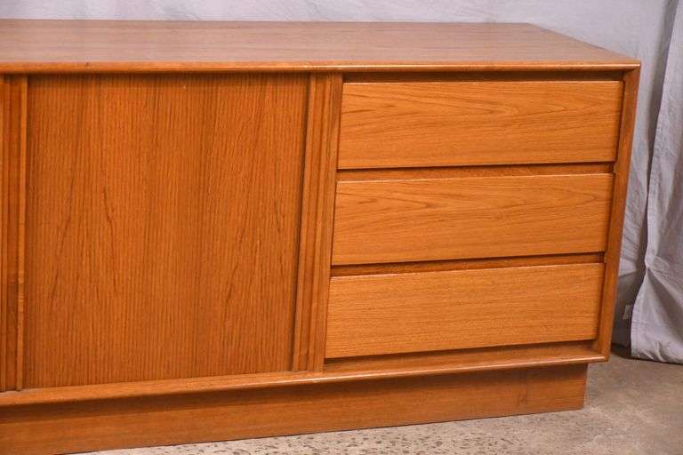 Danflex Danish modern style credenza/dresser with tambour door and 6 drawers; 55-12348