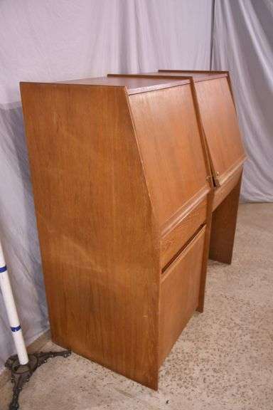 Danish Modern style kneehole slant front computer desk; 74-12845