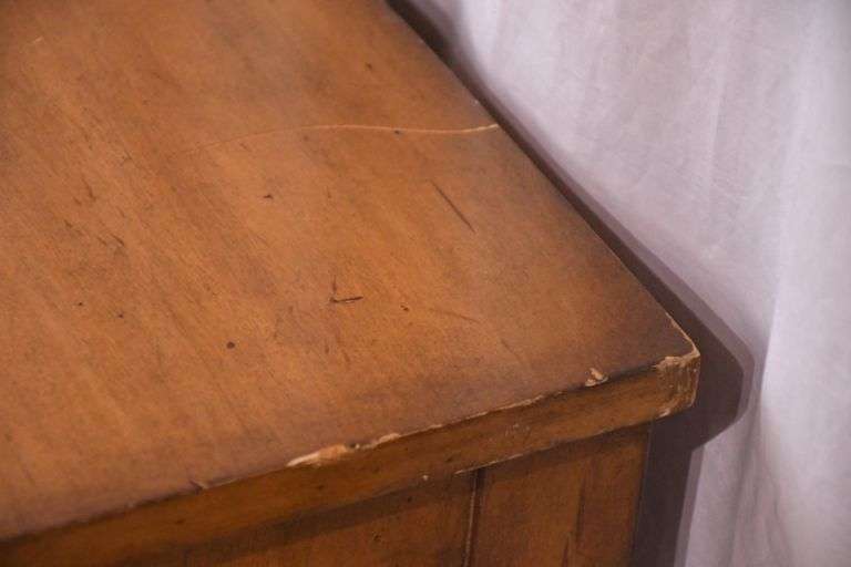 Lexington 3 drawer blockfront chest; 55-12178