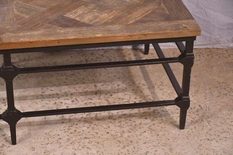Black iron coffee table with distressed barnwood top; 1152-107