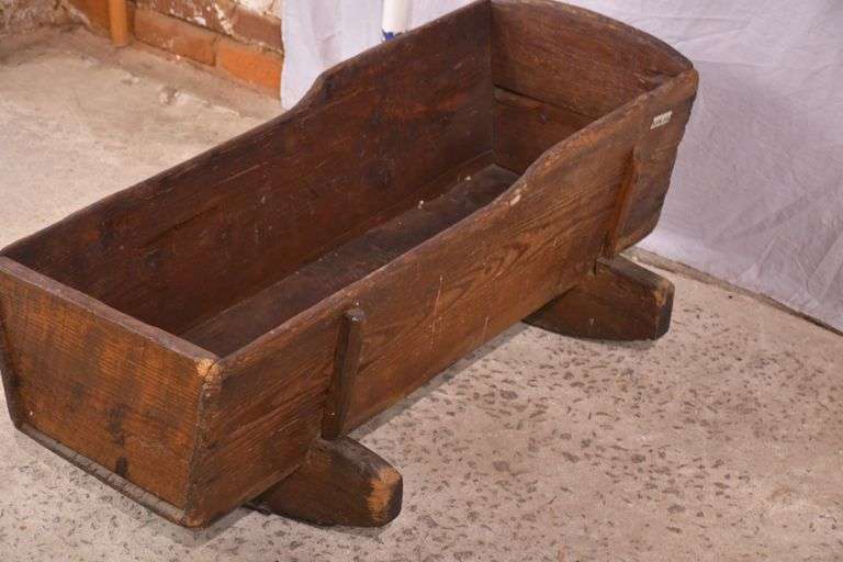 Early pine rocking cradle; 18308-008