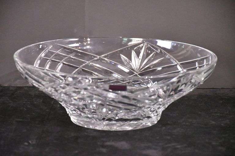 Marquis by Waterford large crystal bowl; 16780-004