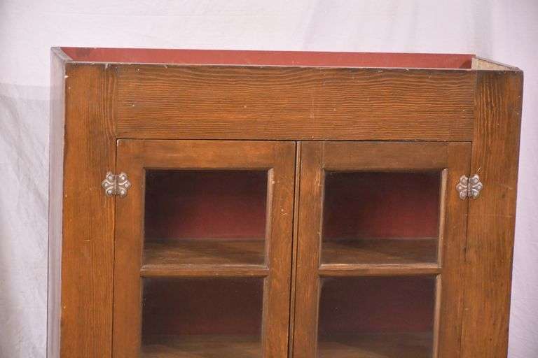 Early pine 2 door bookcase/cabinet top; 18308-010