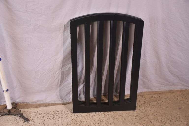 4 panel folding gate/divider; 12133-006