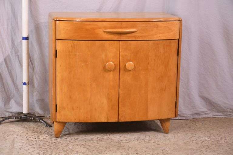 Maple modern style bowfront server; 55-12319
