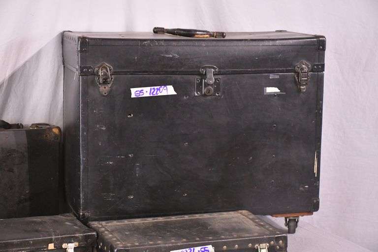 Group of 6 vintage storage boxes; 55-12208+
