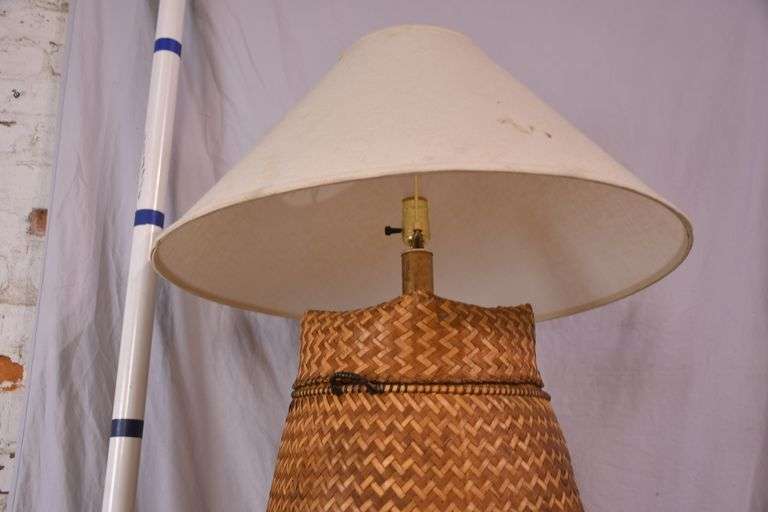 Large woven lamp with shade; 55-12256A