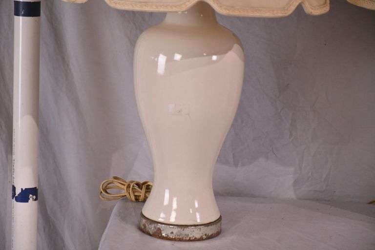 Pair of ceramic lamps with shades; 55-12276