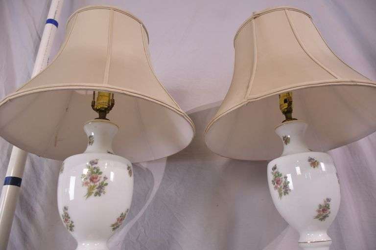 Pair of floral decorated white glass lamps with shades; 55-12279