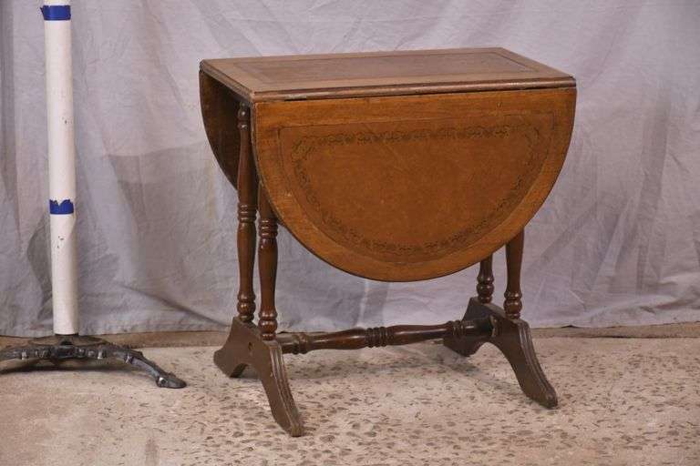 Small leather top drop-leaf side table; 18308-002