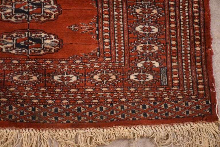 2.8'x3.10' hand knotted vintage Bokhara rug; 55-12204