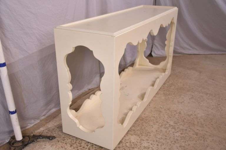 Off-white two-tier console table; 336-4561