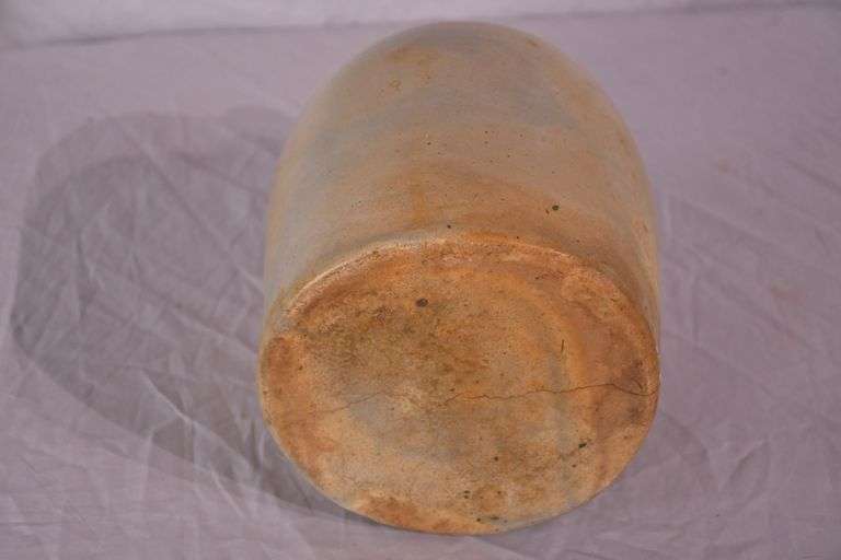 John Matthews Apparatus Co. vintage pottery jug; 18304-003