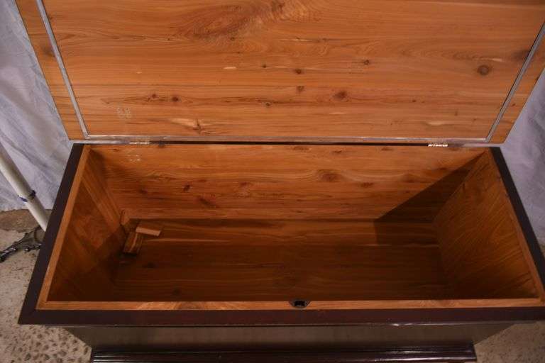 Lane cherry cedar-lined lift-top trunk; 55-12247