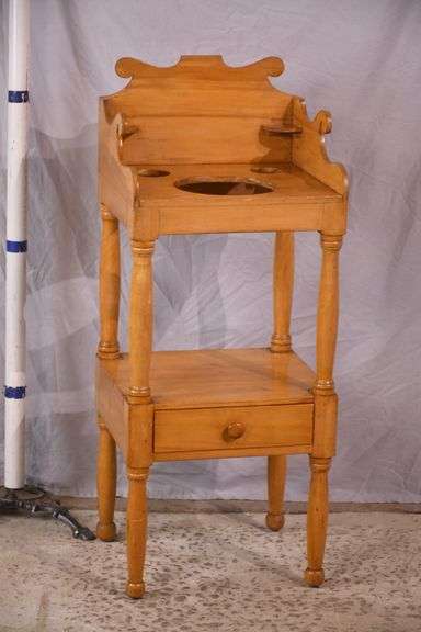 Early two-tier washstand with drawer; 18304-008