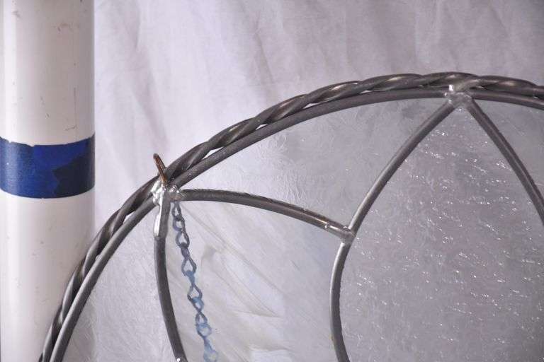 Small round hanging glass panel; 9485-117