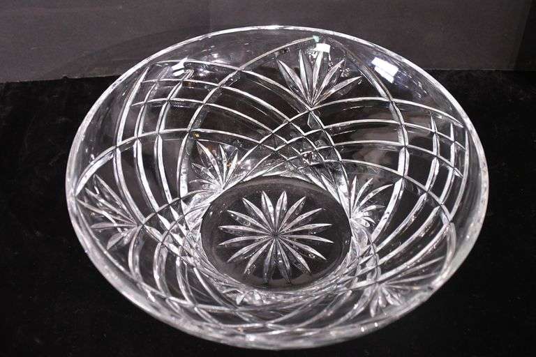 Marquis by Waterford large crystal bowl; 16780-004