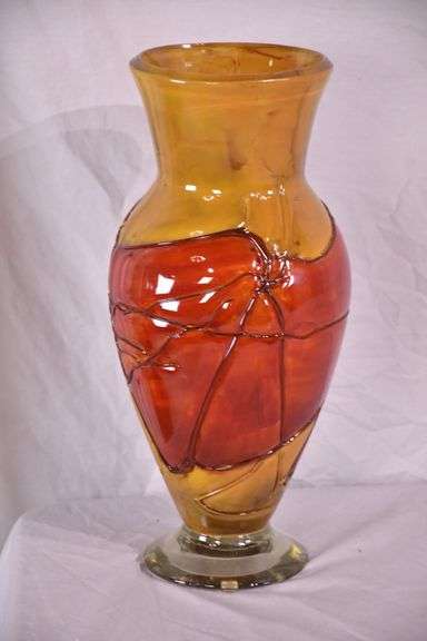 Large art glass vase; 14435-012