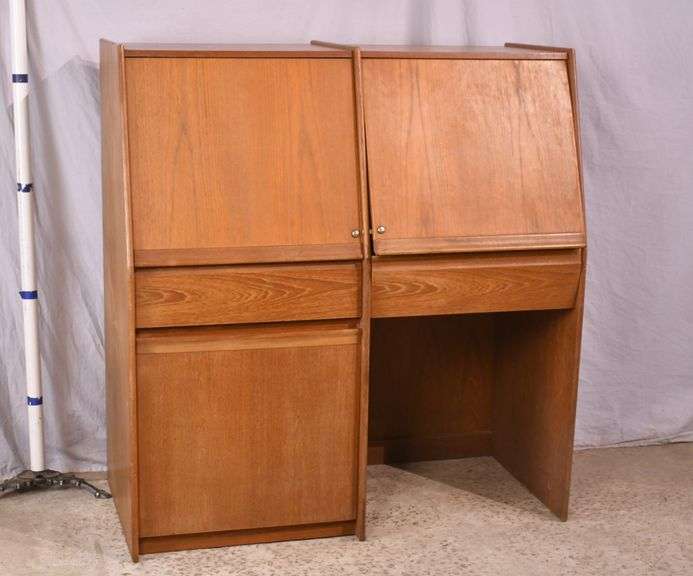 Danish Modern style kneehole slant front computer desk; 74-12845