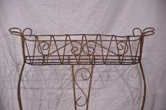 Iron console planter; 17937-022
